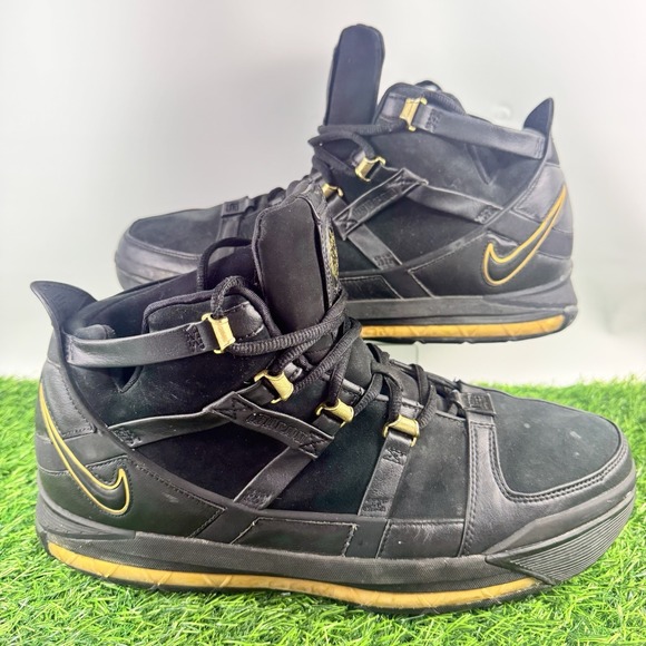 Nike Air Zoom LEBRON 3 III 2005 Black Metallic Gold Size 13 312147-006